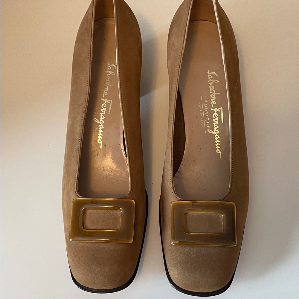 Salvatore Ferragamo Women's Brown Leather Flats